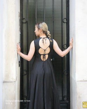 Back Open Silky Flare Dress | Tsuya